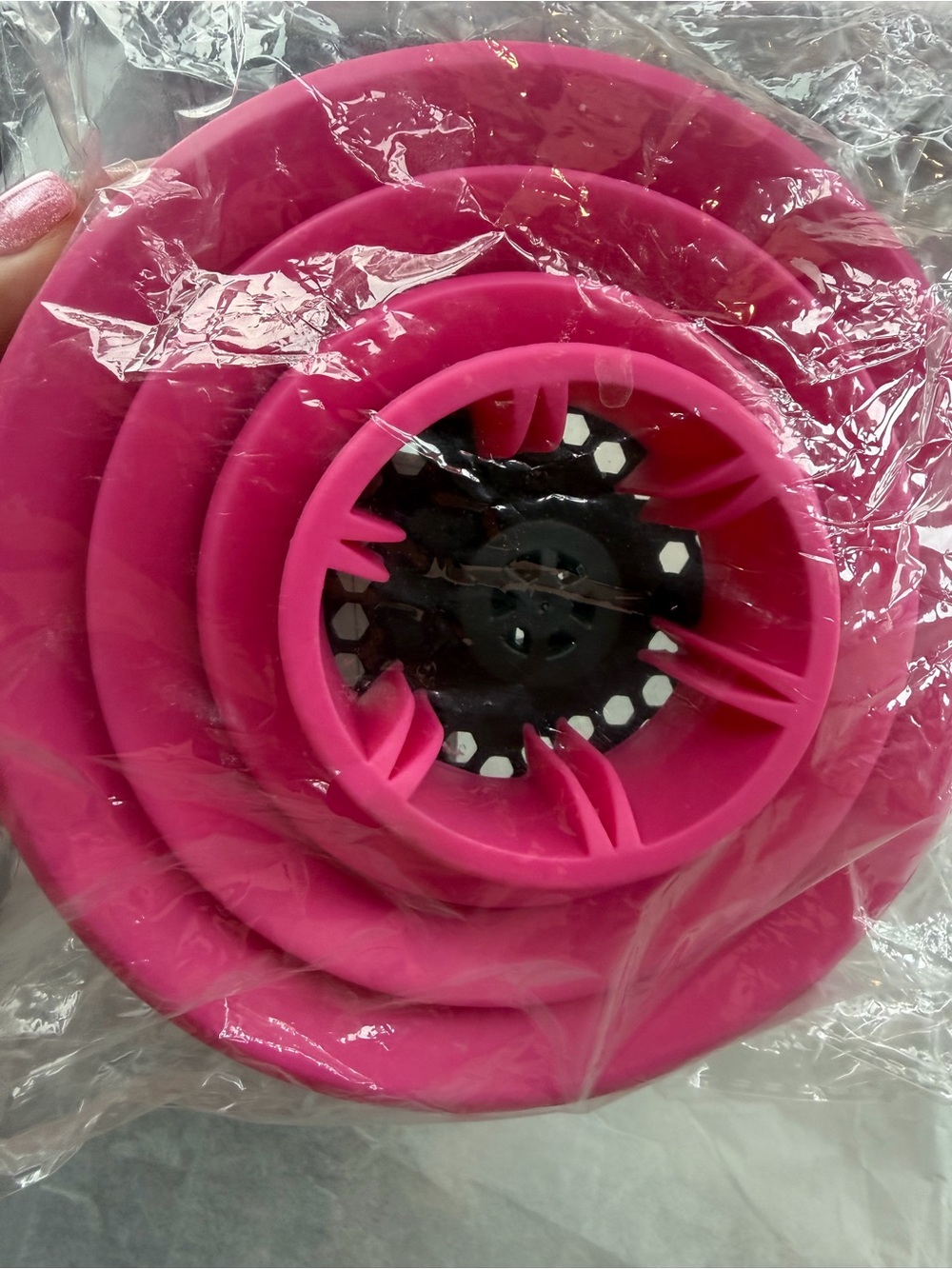 Silicone Hair Dryer Diffuser in Hot Pink